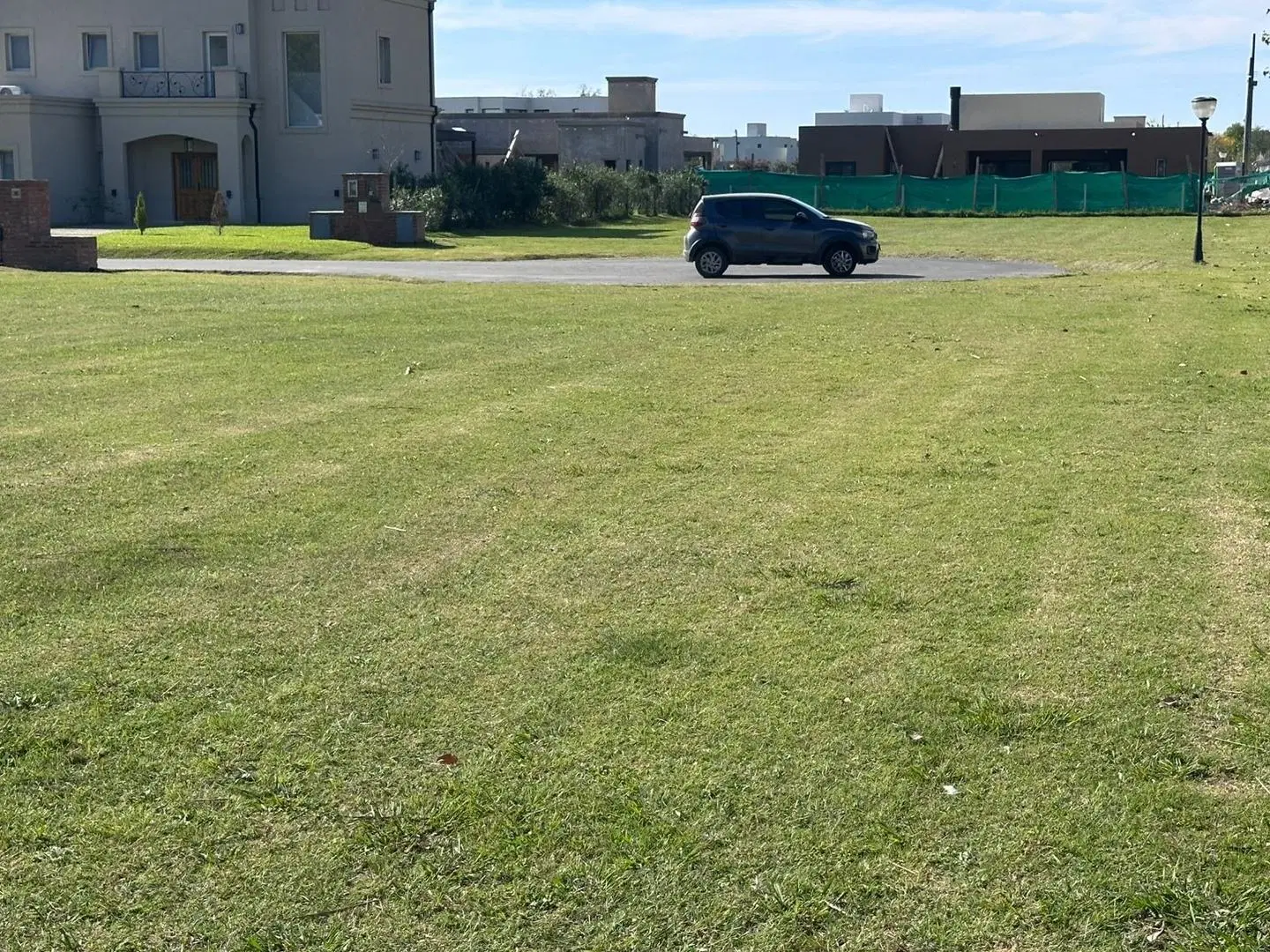 VENTA DE LOTE DE 674M2 EN CLUB DE CAMPOS PRADOS DEL OESTE 1 3