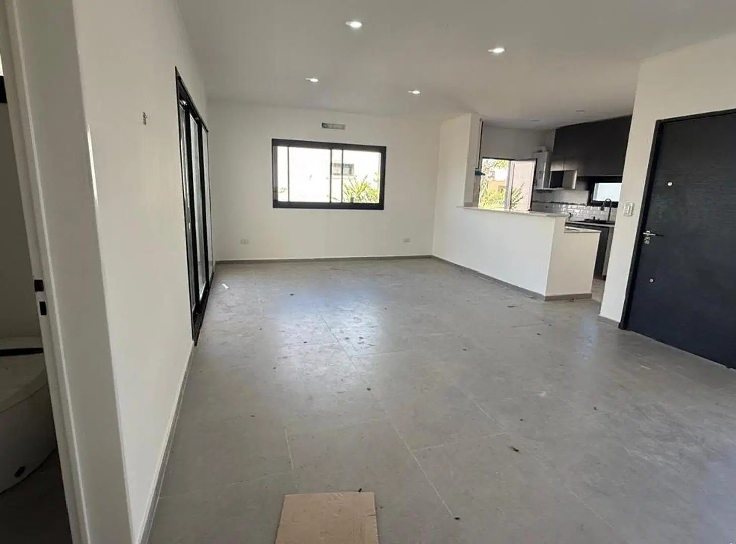 Venta Casa 3 Dormitorios San Ramon, Pilar del Este 3