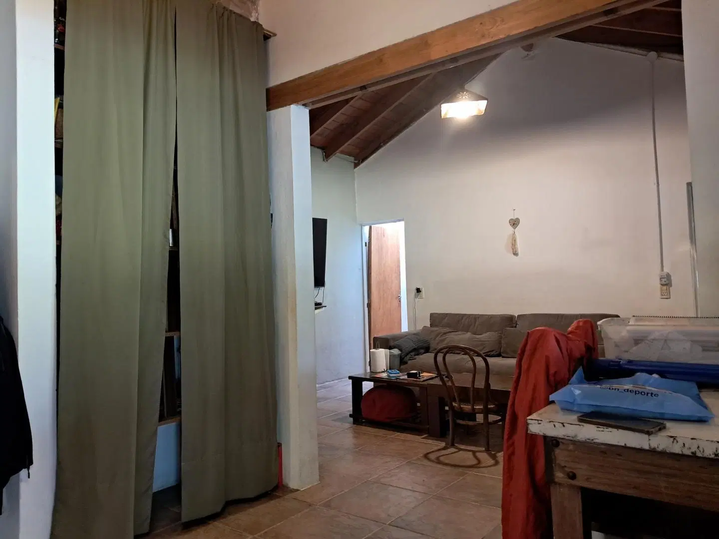 VENTA CASA 6 AMBIENTES TORTUGUITAS 2