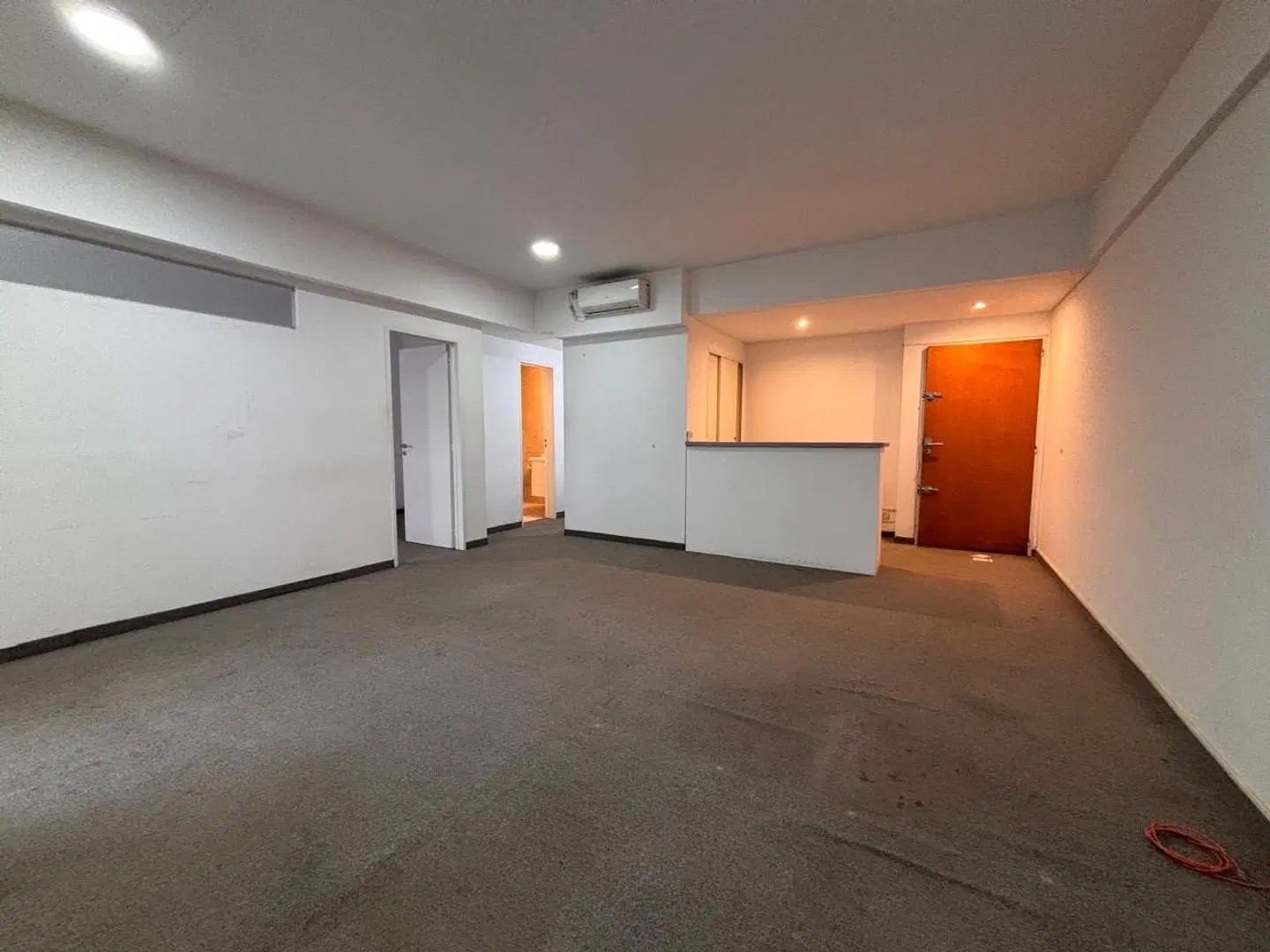 Alquiler Oficina de 75 m²  – Edificio Polo Uno, Pilar 4