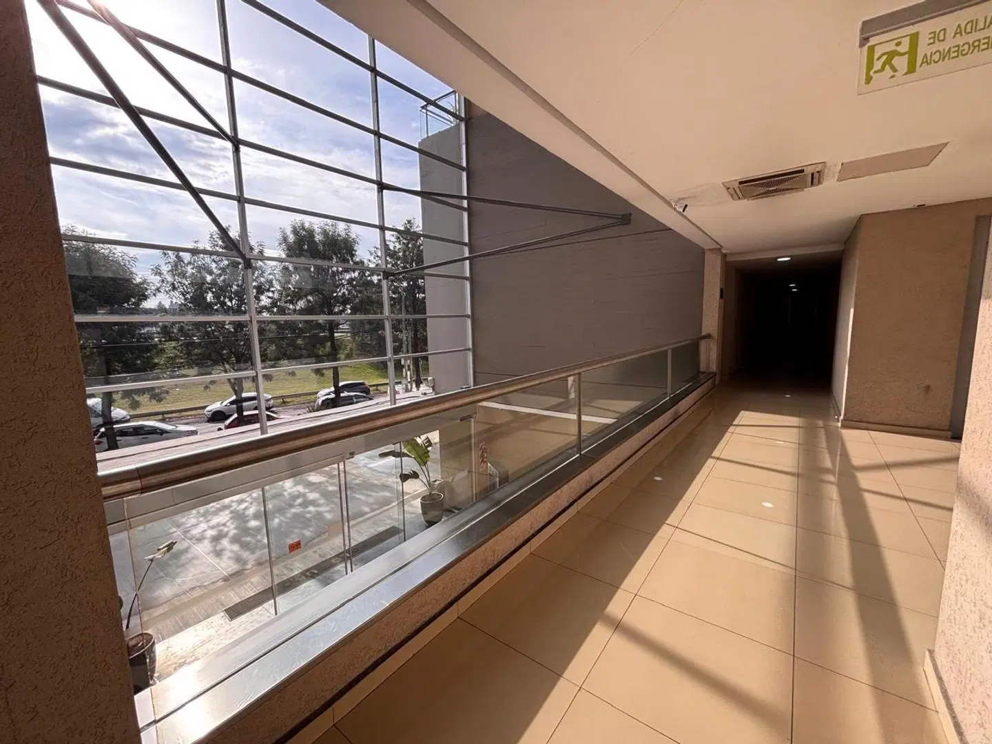 Alquiler Oficina de 75 m²  – Edificio Polo Uno, Pilar 2