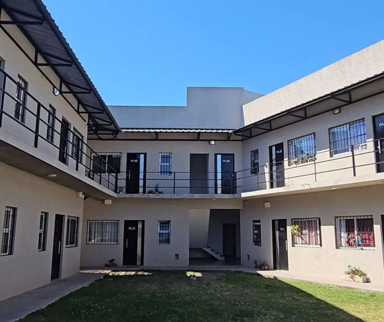 VENTA DEPARTAMENTO 2 AMBIENTES PILAR CENTRO 3
