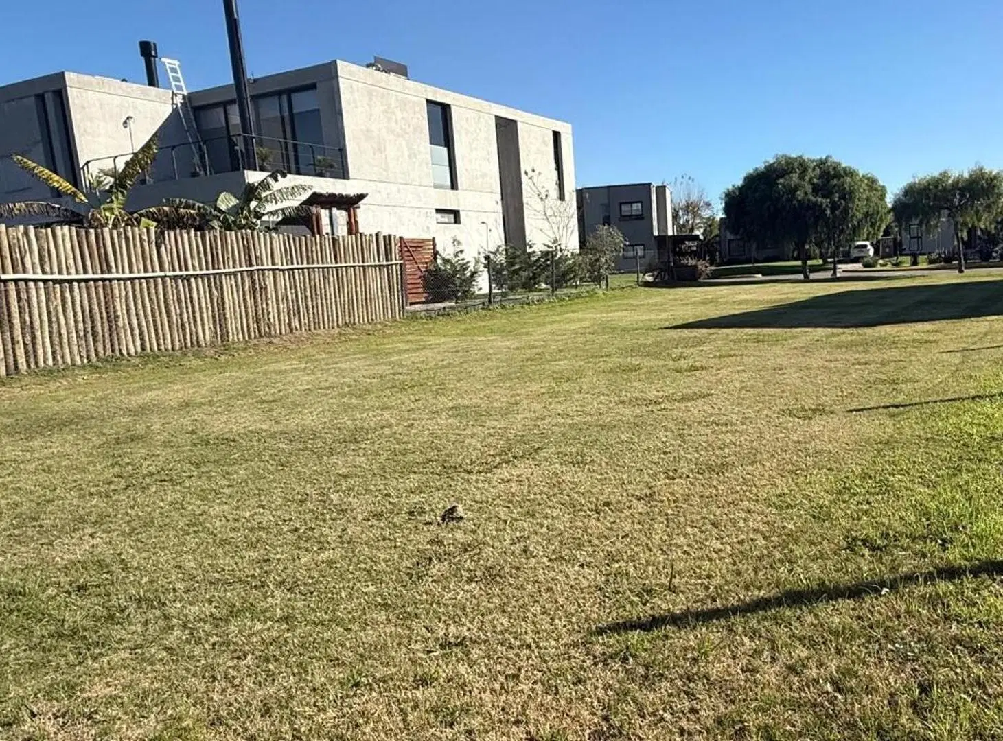 Terreno en venta en San Ramiro Pilar del Este 2