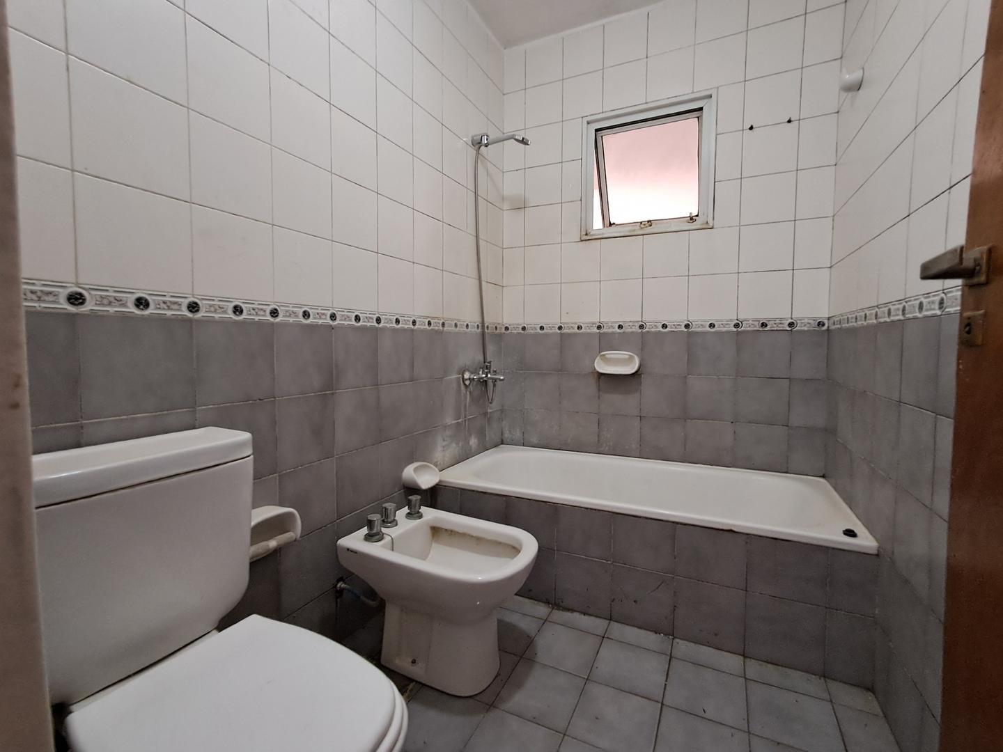 Foto de ALQUILER CASA 4 AMBINTES TORTUGUITAS, imagen 3