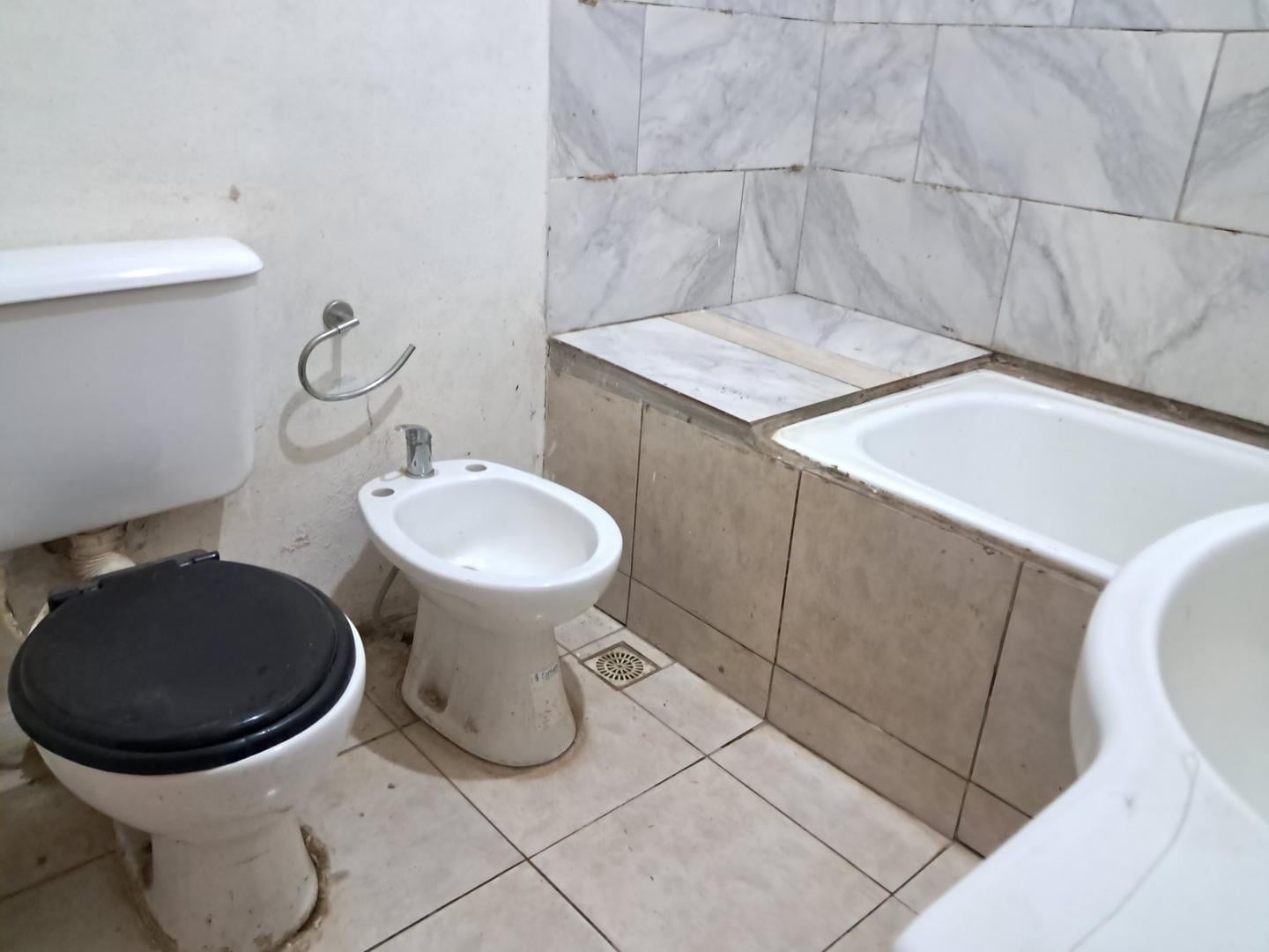 Foto de ALQUILER CASA 2 AMBIENTES A RECICLAR LA LONJA, PILAR, imagen 2