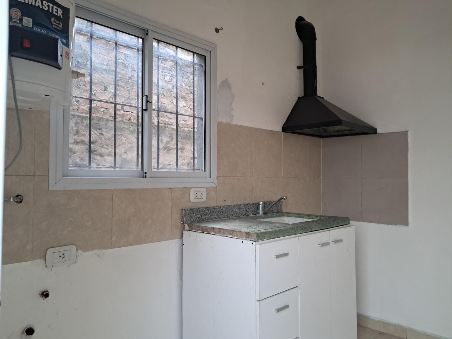 Foto de ALQUILER DE DEPARTAMENTO MONOAMBIENTE DERQUI, imagen 2