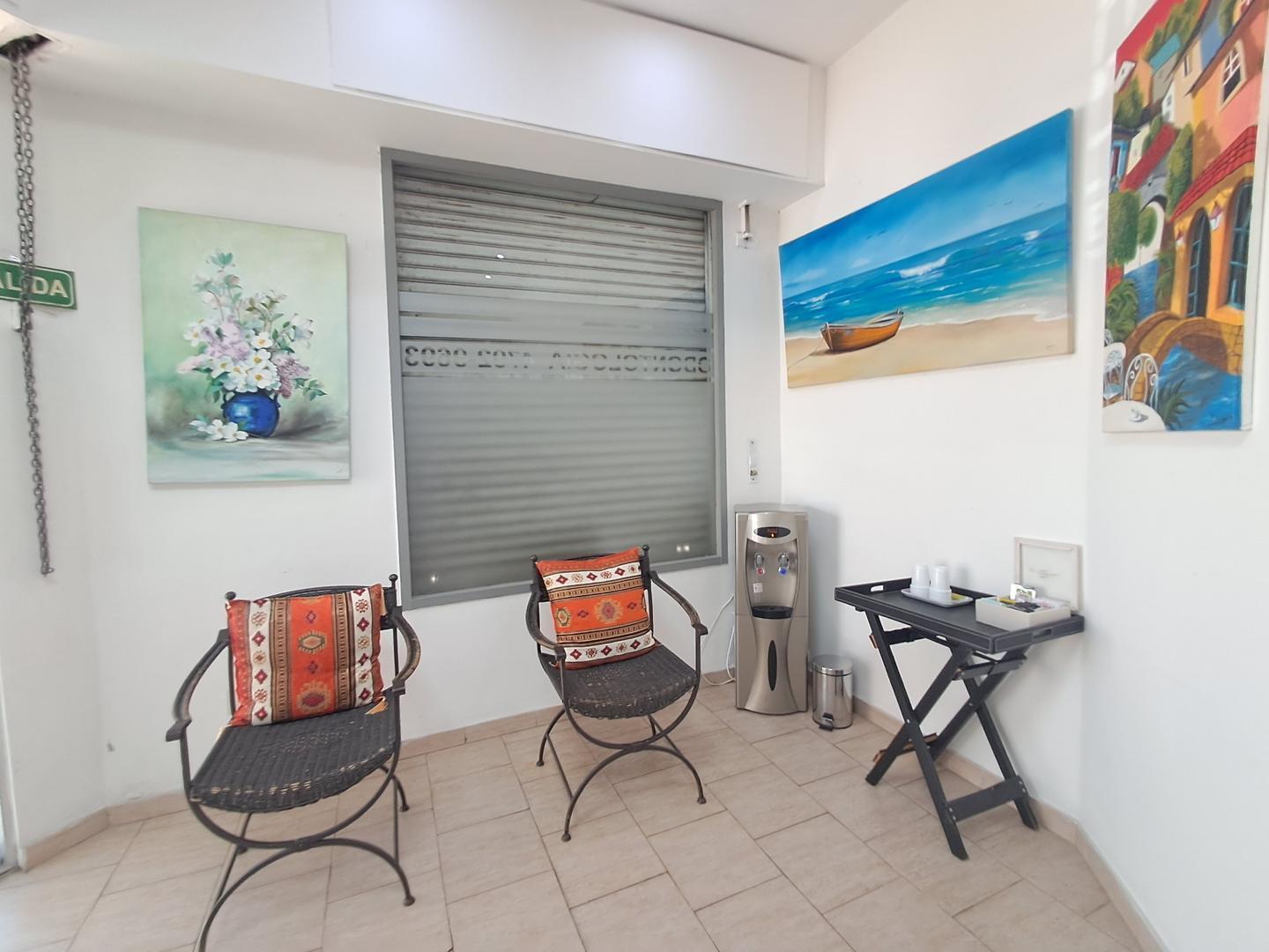 Foto de ALQUILER LOCAL COMERCIAL MARTINEZ, imagen 2