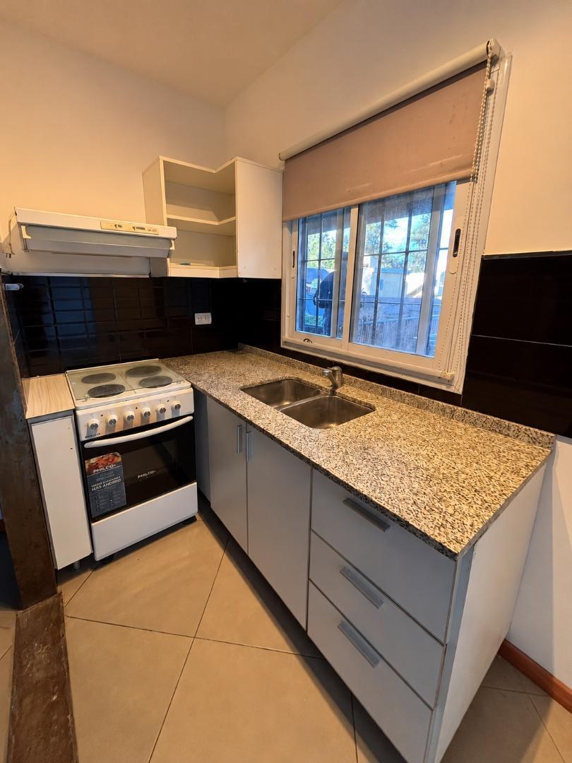 Foto de Alquiler Departamento 3 ambientes con terraza, imagen 3