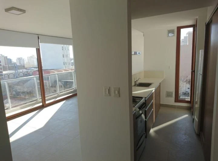 Departamento de 2 amb con balcon abierto y Cochera 4