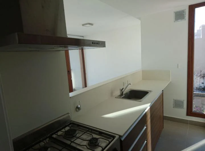 Departamento de 2 amb con balcon abierto y Cochera 5