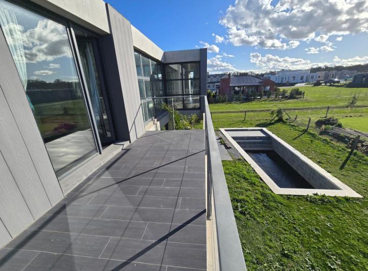 Casa Minimalista 4 Amb (Casonas del Haras barrio privado) 2