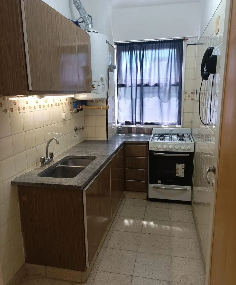 Alquiler 24 meses. Dpto de 1 ambiente y medio. Gascón 1800 2