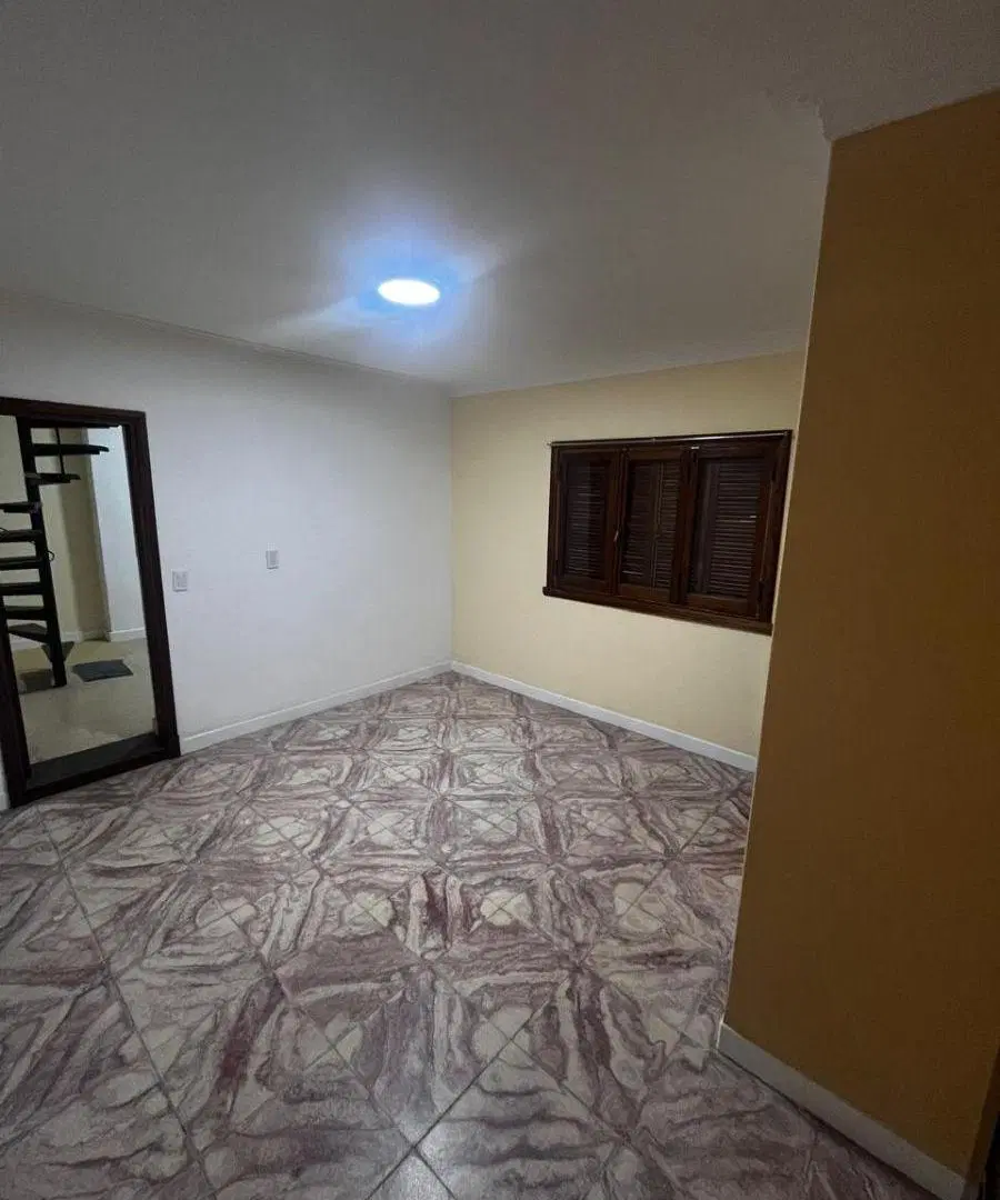 Alquiler PH 24 meses 3 amb con 2 baños y amplias terrazas (Talcahuano 200) 4