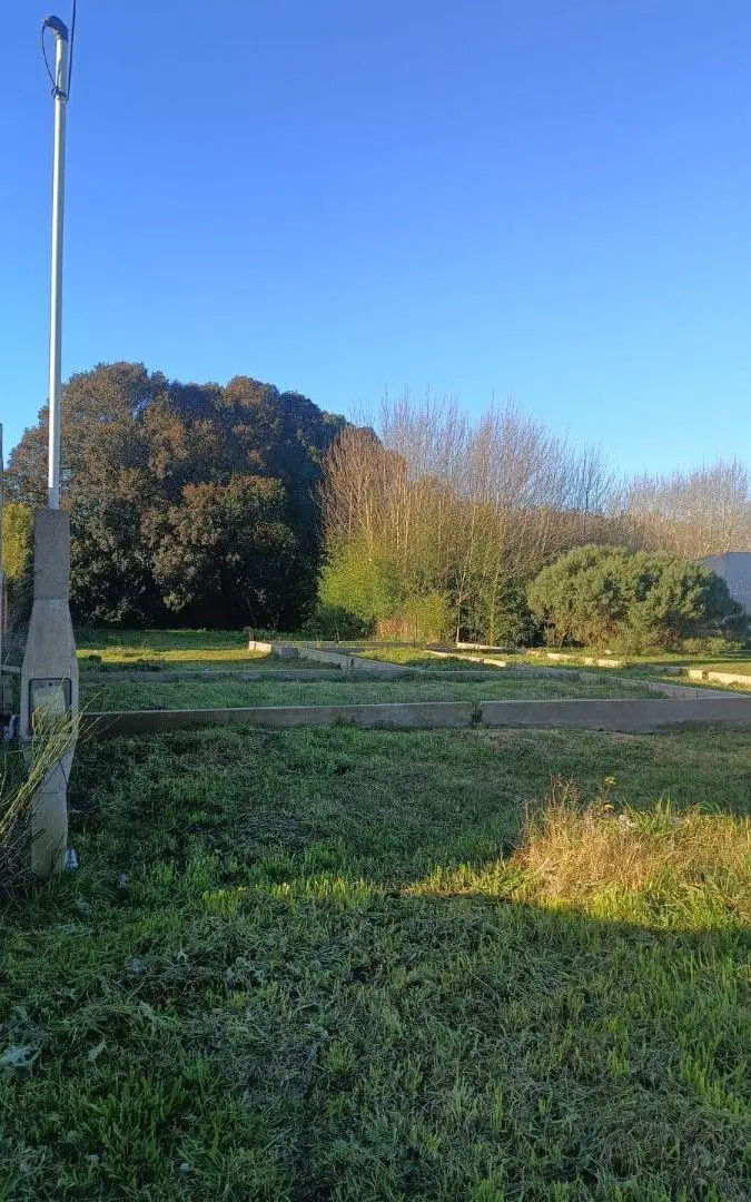 Lote. terreno 420mts2. Barrio Félix U. Camet 1