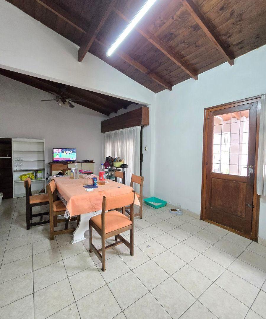 Foto de Chalet en alquiler apto vivienda o profesional Tucuman 4500, imagen 3