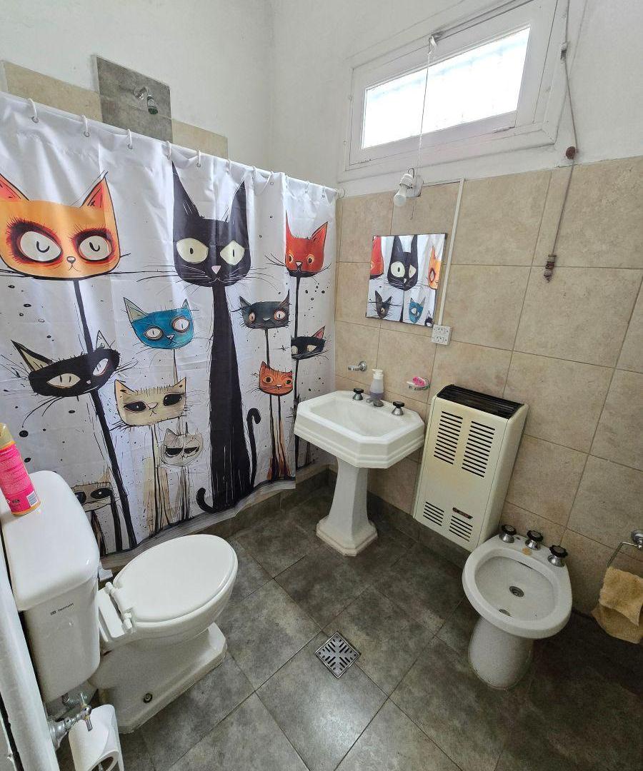 Foto de Chalet en alquiler apto vivienda o profesional Tucuman 4500, imagen 1
