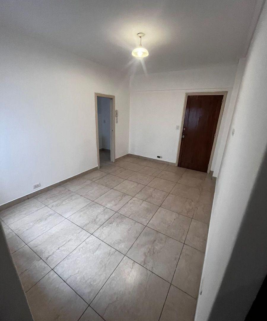 Foto de Departamento Alquiler 24 Meses 2 Amb, imagen 1