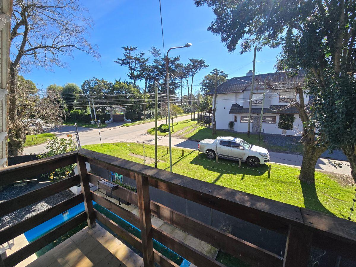 Foto de CHALET EN VENTA 4 AMB, imagen 4