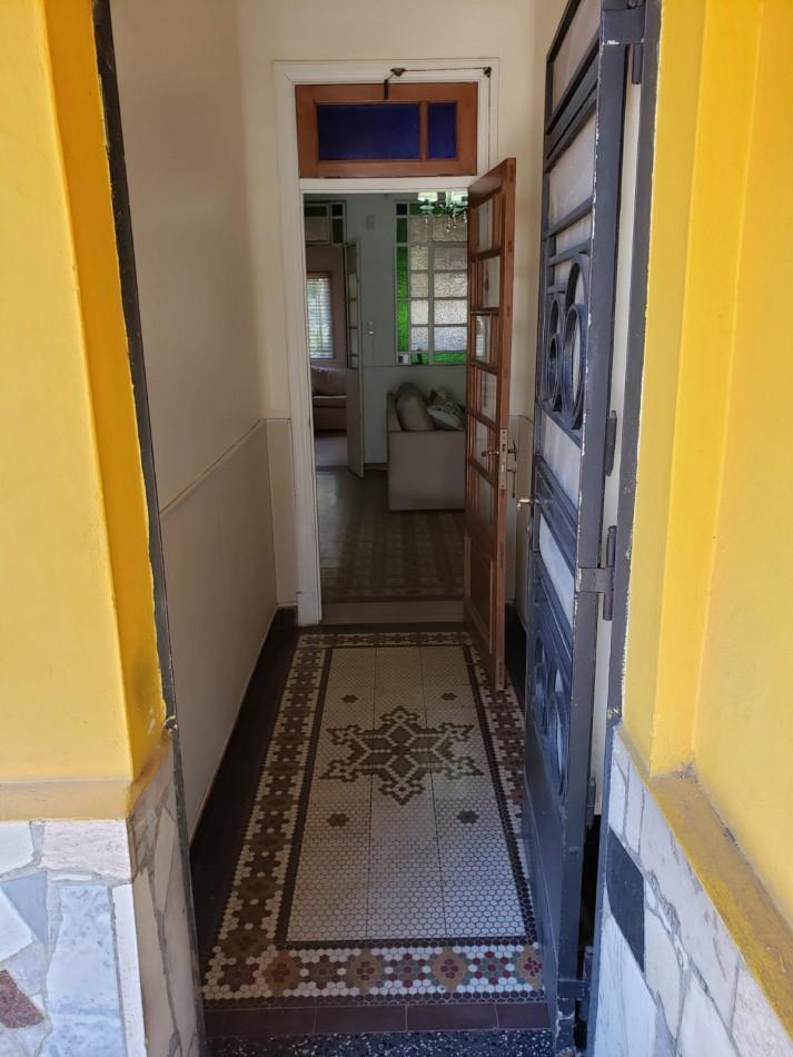 Venta de Casa en Zona Centro de Villa Gobernador Galvez 4