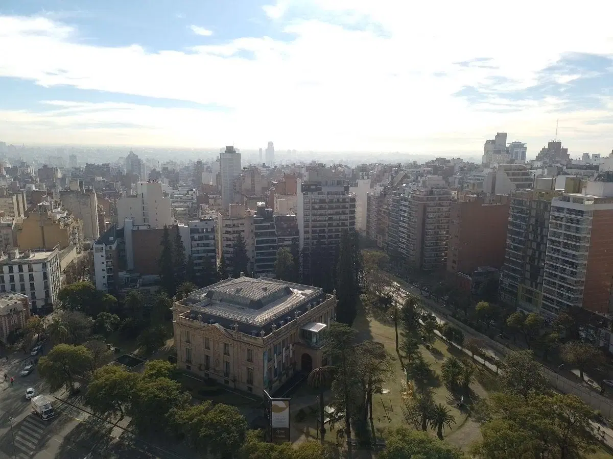 Dpto. 3 Dorm Cochera frente a Plaza España 5