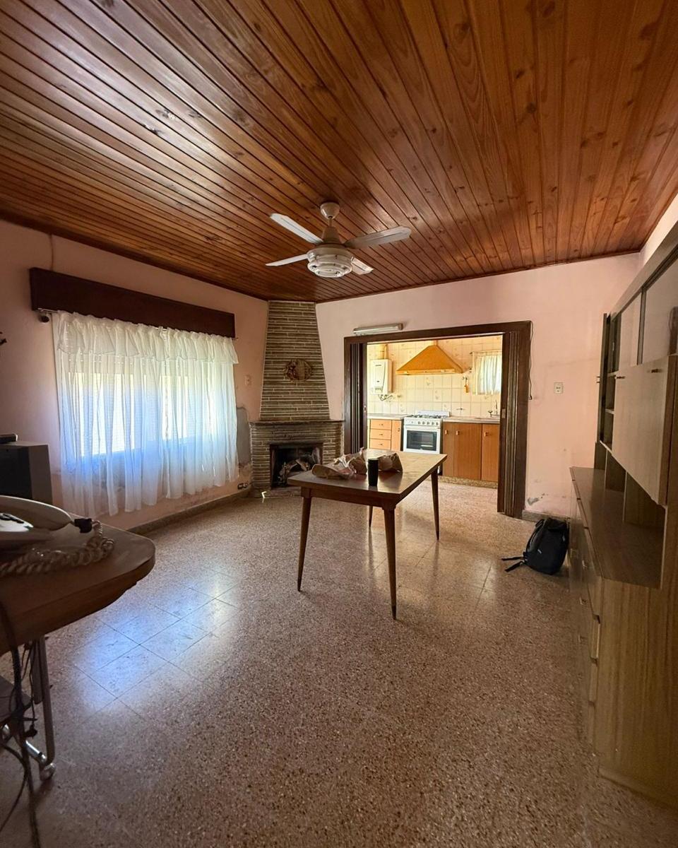 Casa con Amplio Jardin. 5