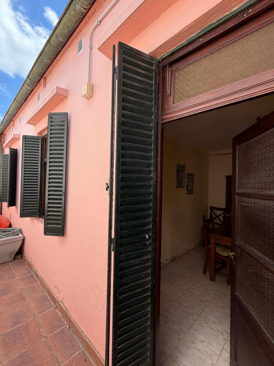 Casa con Pileta y Amplio Jardin en El Centro de Nuestra Ciudad. 2