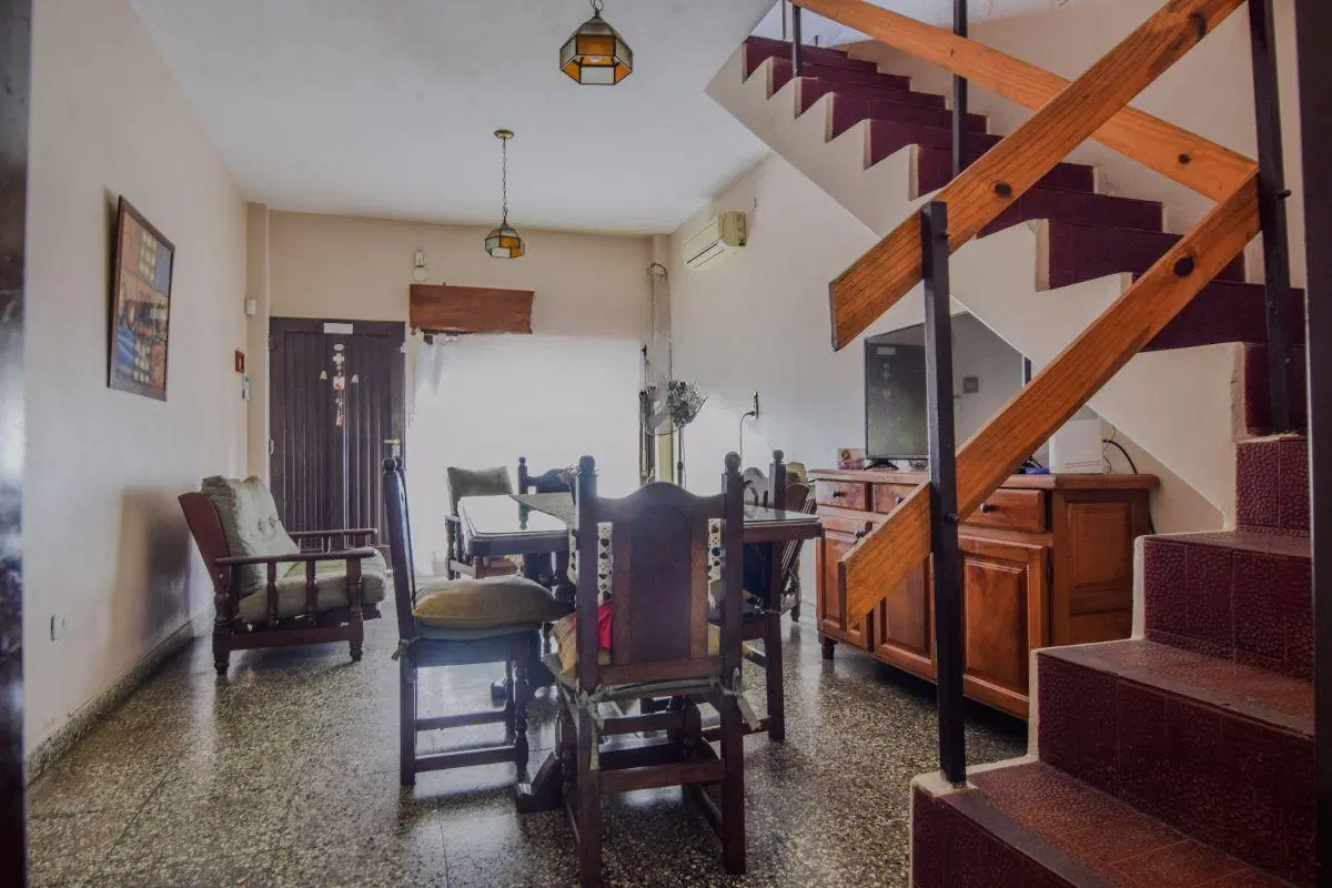 Casa en venta 5 ambientes en Villa Luzuriaga! 3