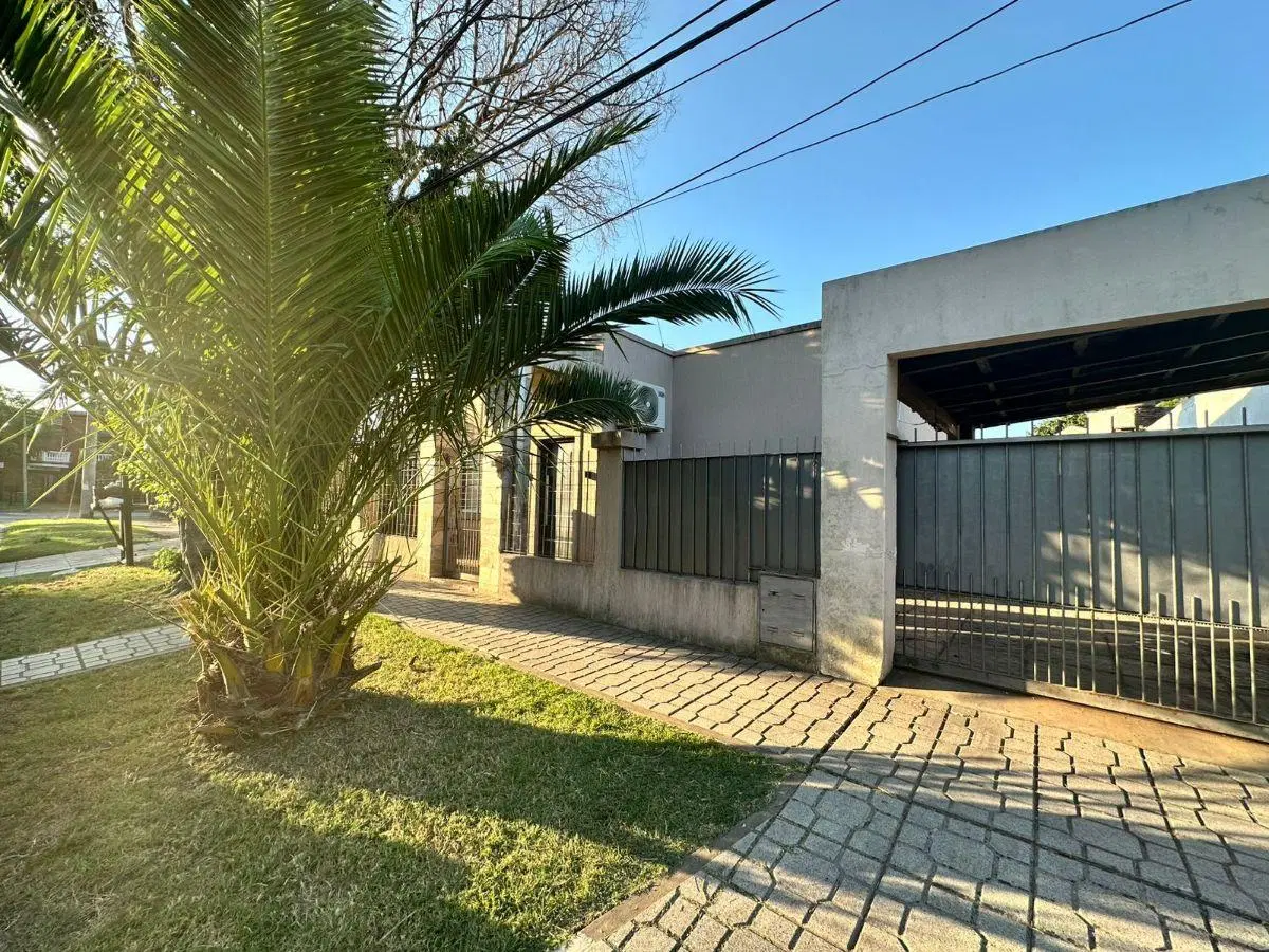 Casa en venta 4 ambientes en Ituzaingo Norte 5