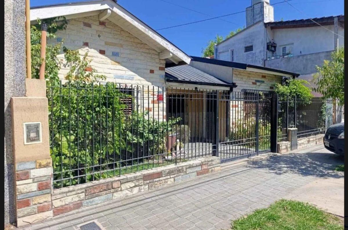 Impecable PH de 4 Ambientes en Planta Baja - Sin Expensas - Ituzaingó Norte - Apto Crédito
