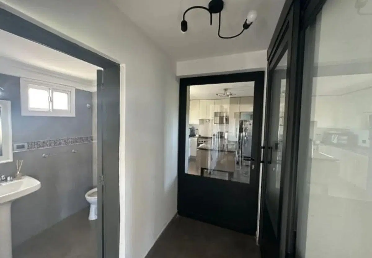 Casa 5 ambientes en venta con vista al lago en Punilla, Cordoba 2