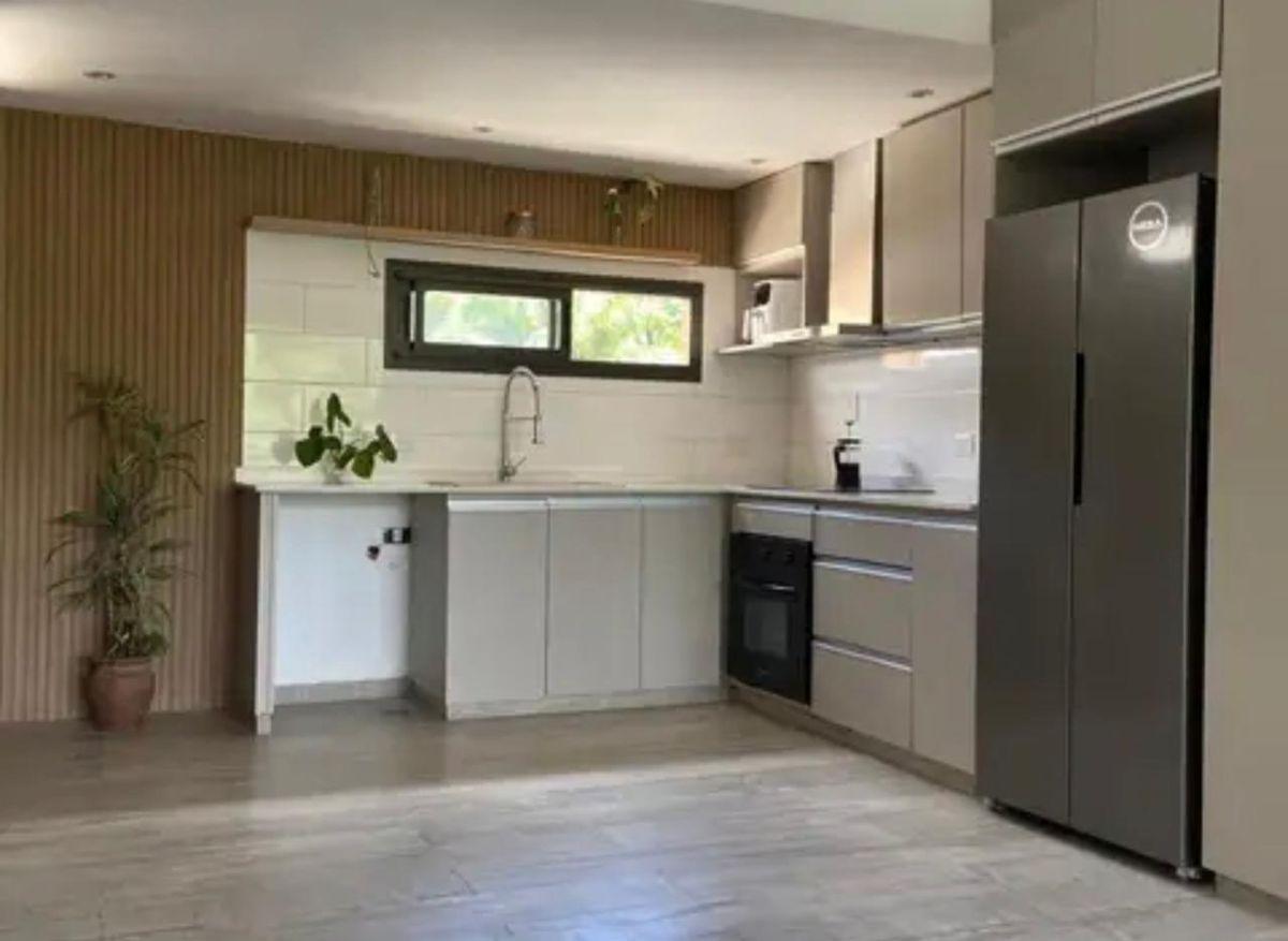 Foto de Departamento 3 ambientes en alquiler en Parque Leloir, imagen 3