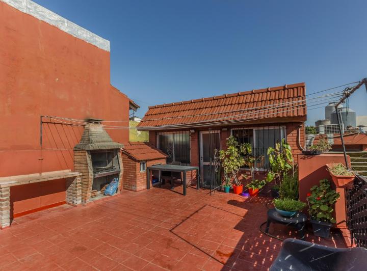 Oportunidad PH 5 amb con Cochera, Terraza y patio 3