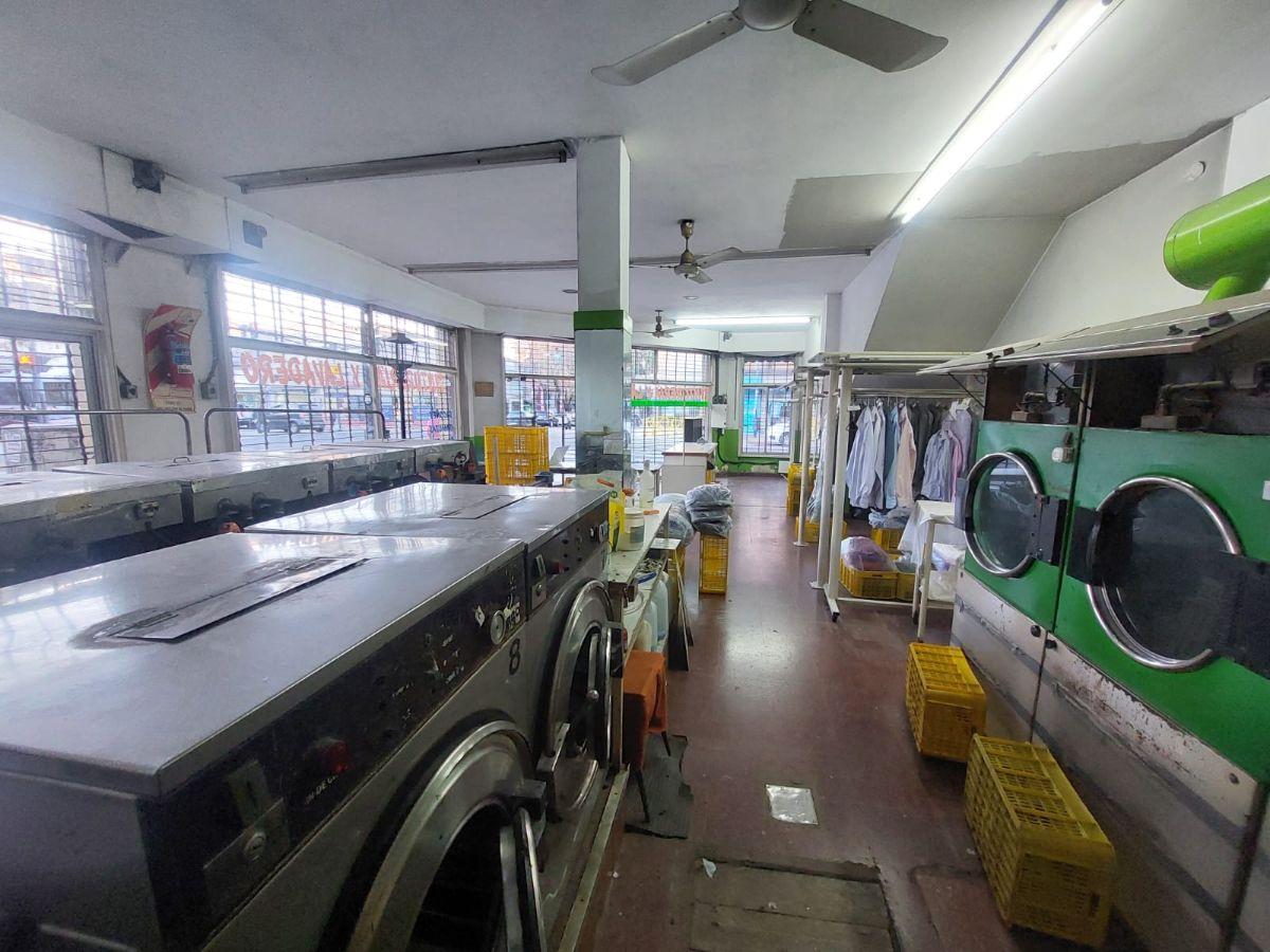 Foto de LOCAL EN ESQUINA EN ALQUILER - SIN EXPENSAS, CON GARAGE - CON O SIN, imagen 4