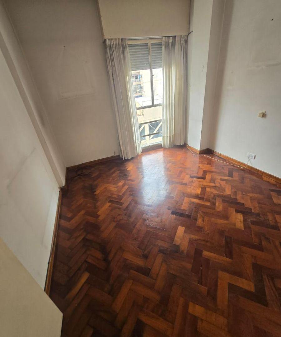 Foto de VENTA DEPARTAMENTO 3 DORM EN PLENO CENTRO, imagen 2