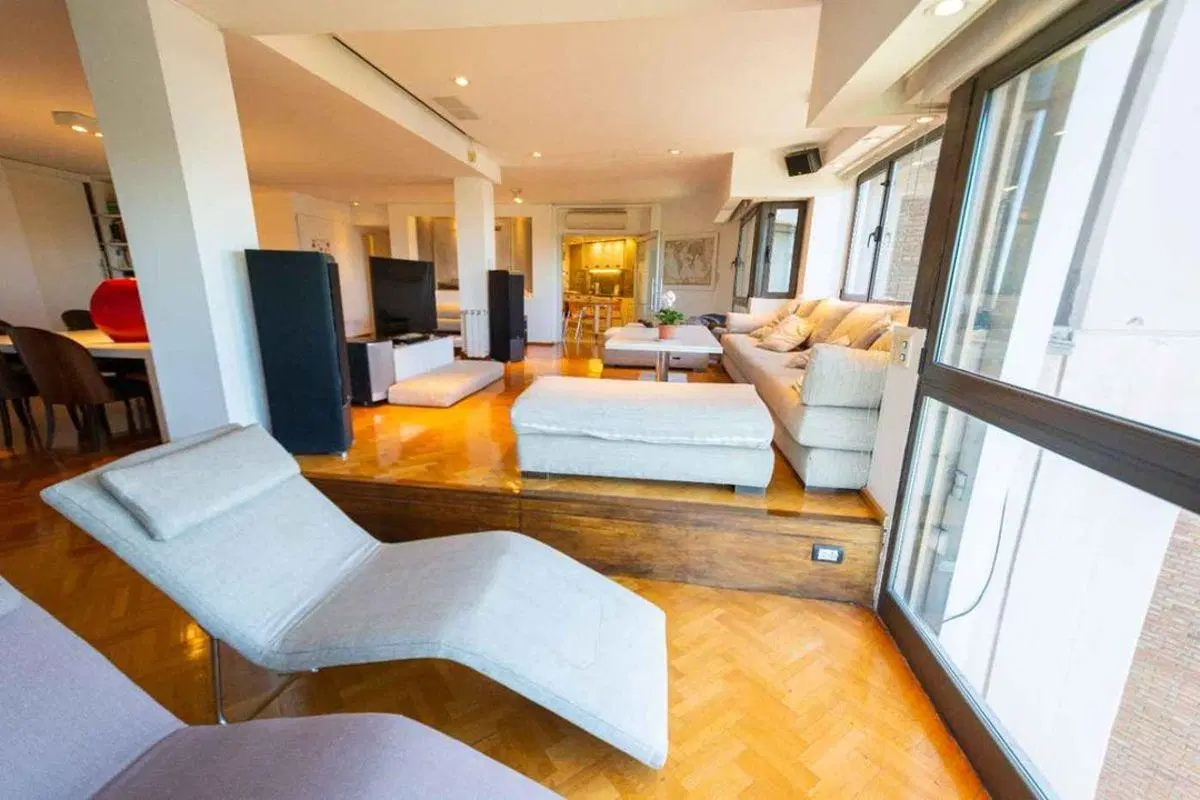 VENTA EXCLUSIVO PISO EN NUEVA CORDOBA. 5