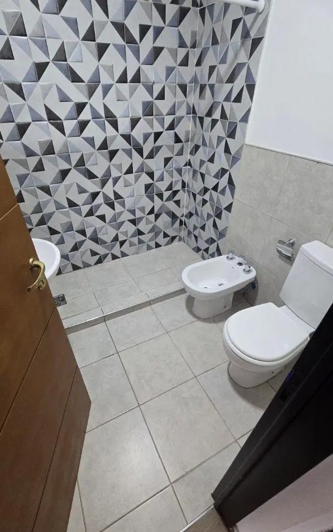 SE ALQUILA DUPLEX 2 DORMITORIOS CON SEGURIDAD SAN IGNACIO 5