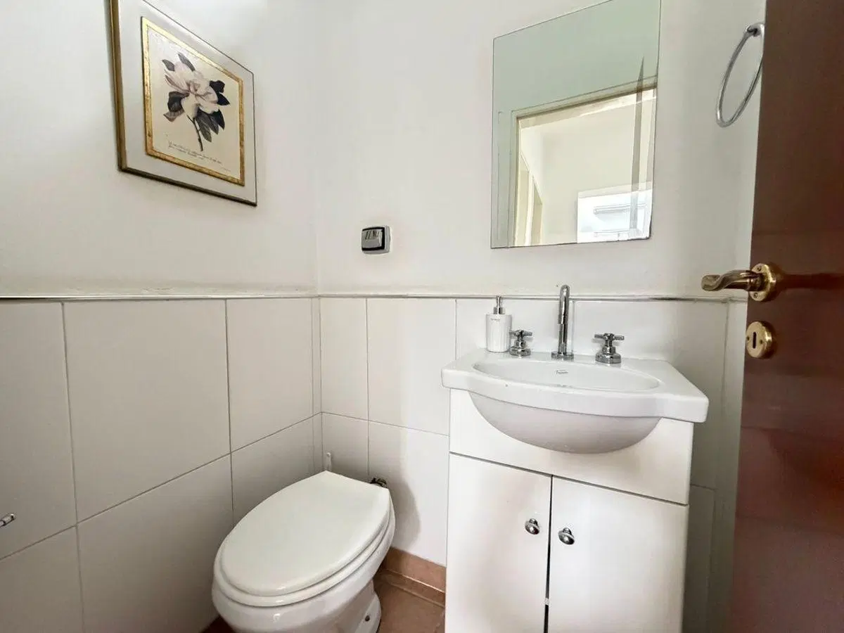 VENTA CASA 4 DORMITORIOS SAN ISIDRO VILLA ALLENDE 8