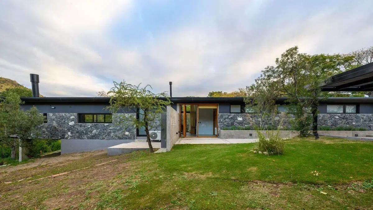 VENTA CASA EN POTRERILLO DE LARRETA 8