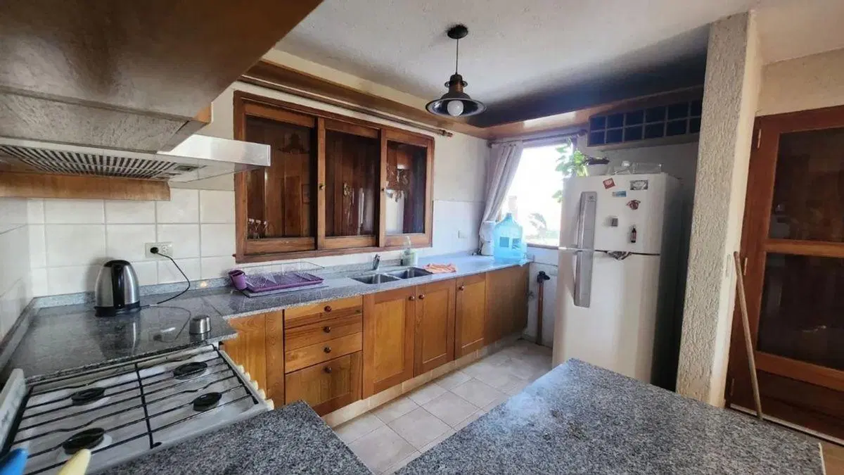 VENTA CASA EN POTRERO DE GARAY 8