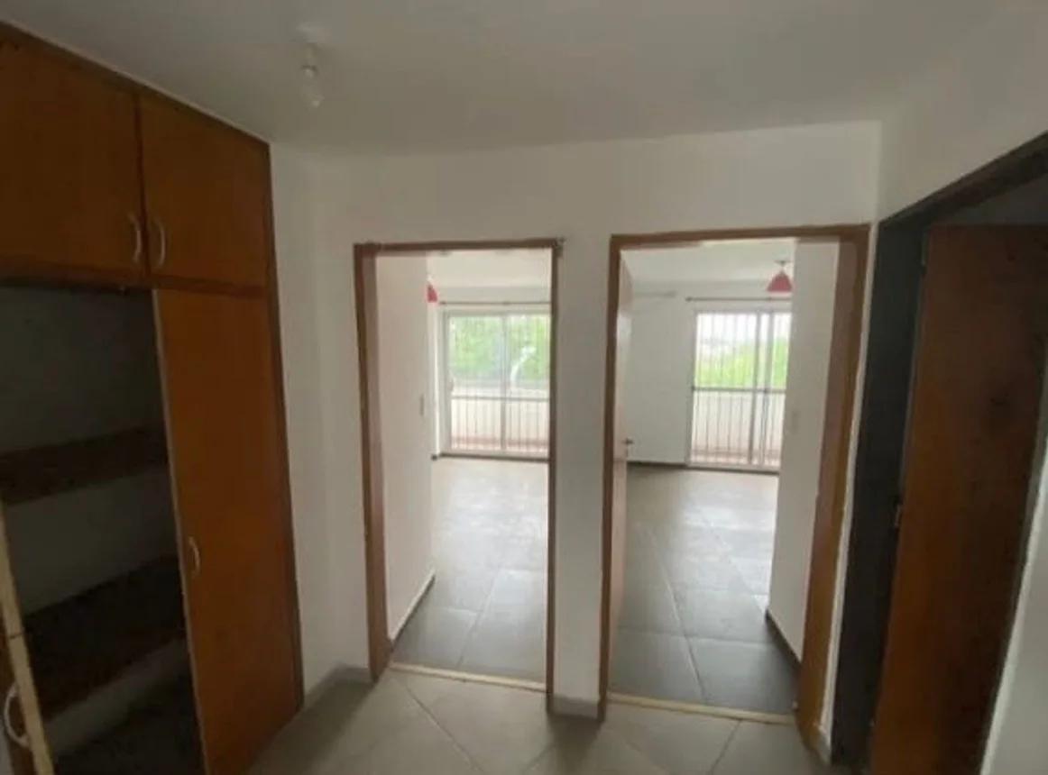 Foto de Edificio de 771 m² en venta en General Bustos, imagen 3