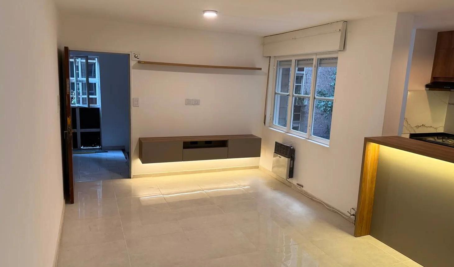 Foto de VENTA DPTO 2 DOR- GUEMES - TOTALMENTE REFACCIONADO, imagen 2