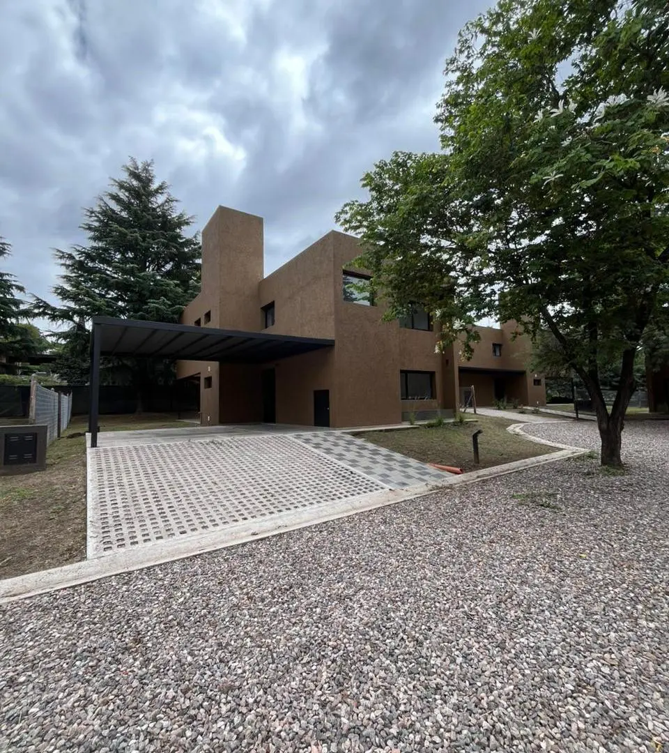ALQUILER DUPLEX DE 3 DORMITORIOS A ESTRENAR HOUSING VILLA TERRA VILLA ALLENDE GOLF 3