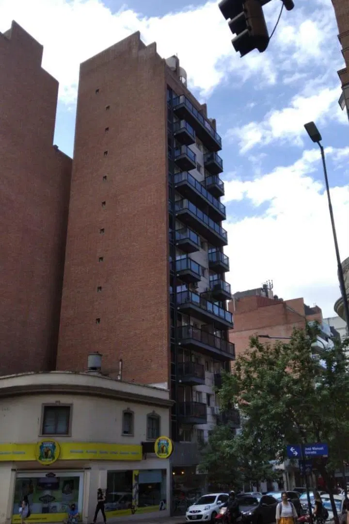 NUEVA CBA. EXCELENTE UBICACION, BALCON, AMPLIO Y LUMINOSO 3