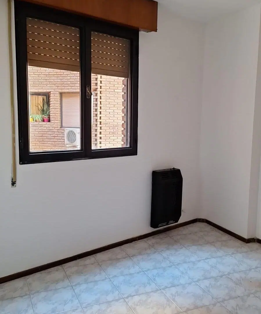 CENTRO, gran ubicacion, 2dor, balcon 2