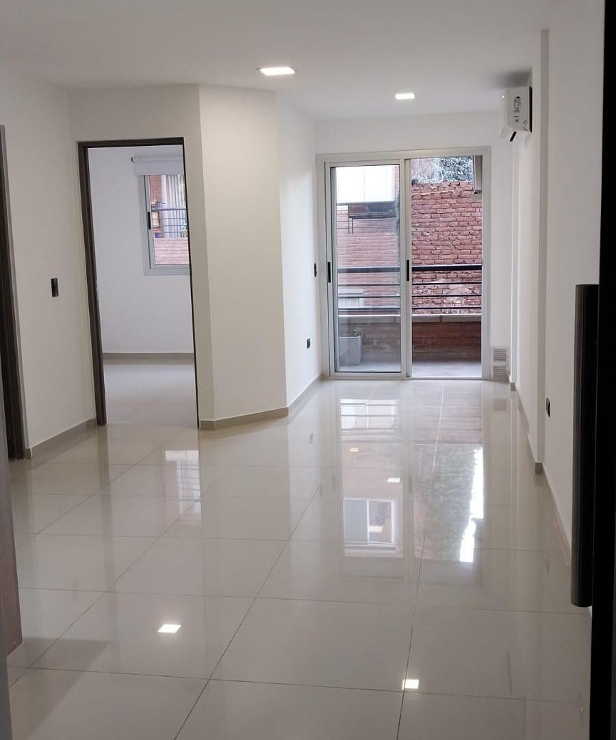 Foto de PUEYRREDON. PROXIMO HTAL. ITALIANO, TRANSITO CACERES, EXCELENTE, imagen 3