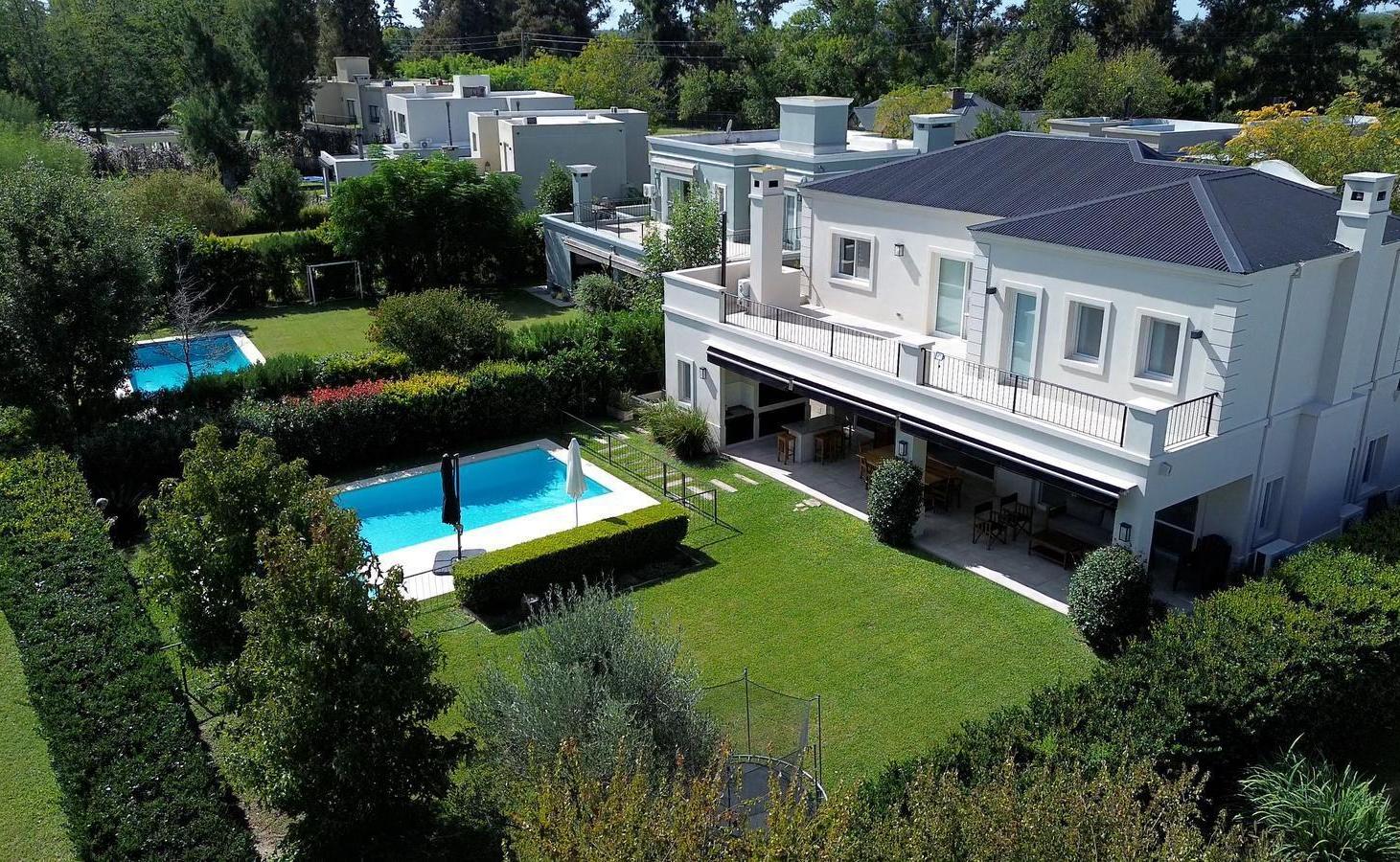 Foto de Casa en venta Estancias del Río, imagen 2