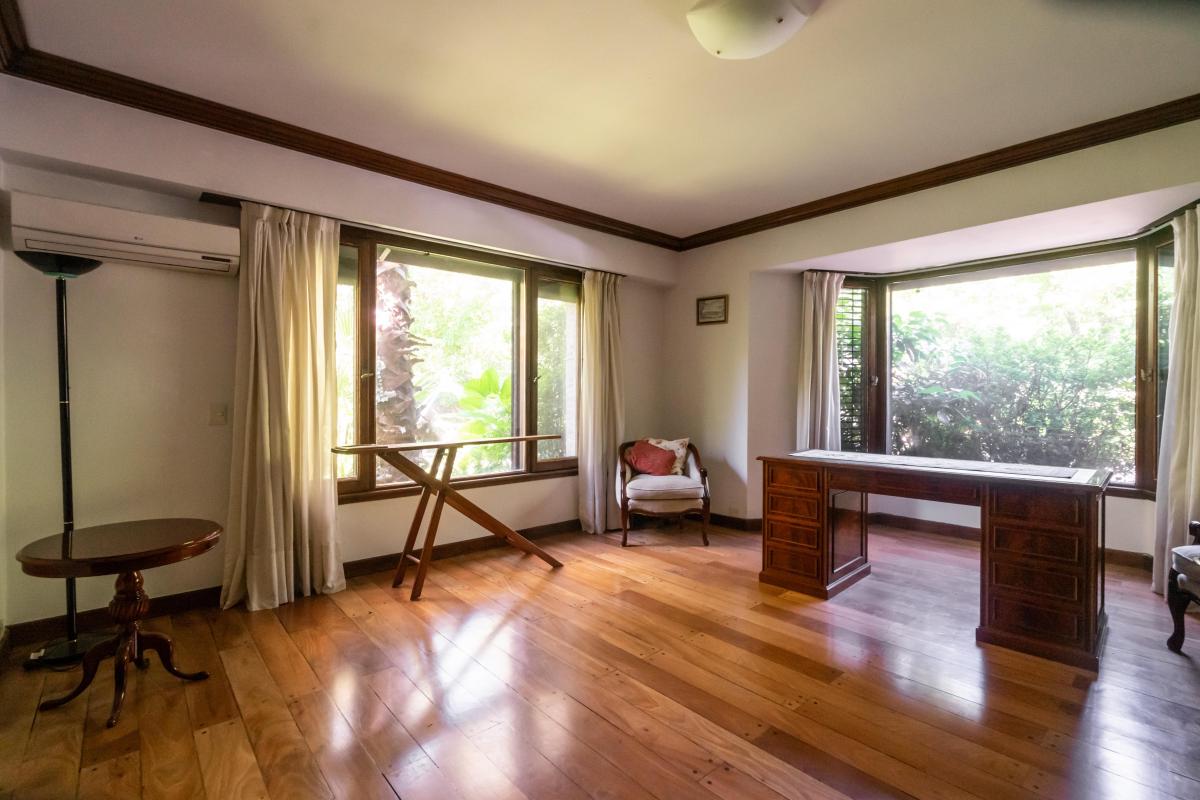 Espectacular Casa en El Corazón de La Horqueta 5