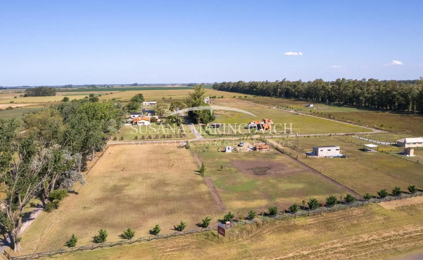 Lote en Azcuenaga 2300m2 Los Corrales 5
