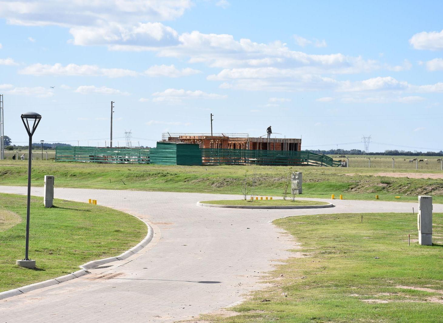 LOTE/ TERRENO DE LAGUNA E1 SANTA CLARA AL SUR