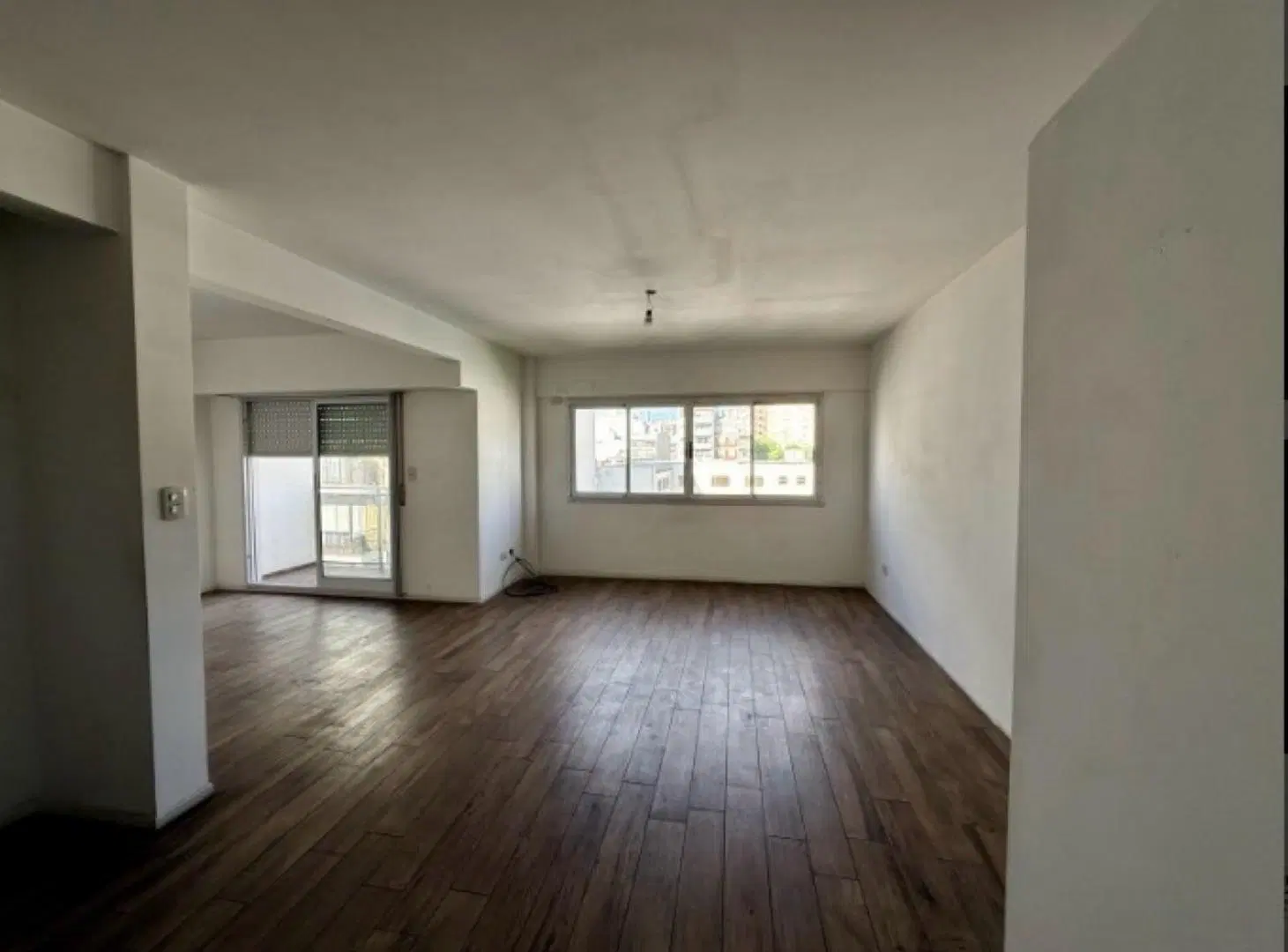 Departamento extensible a dos ambientes en Flores 3